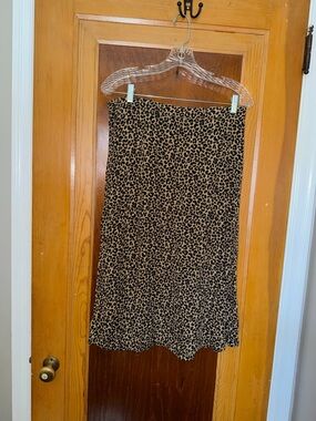 Old Navy Leopard Print Midi Skirt